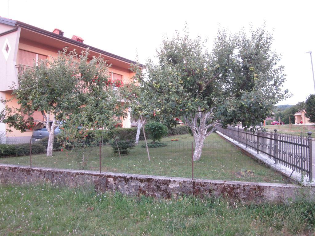 Guest House Mrvcic Rupa Exterior foto