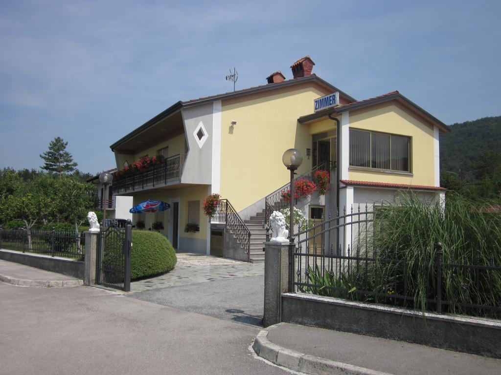 Guest House Mrvcic Rupa Exterior foto