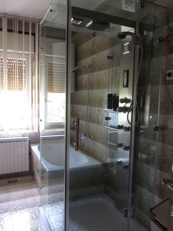 Guest House Mrvcic Rupa Quarto foto