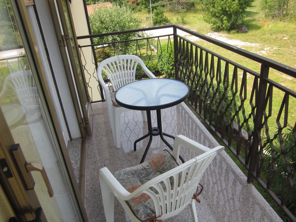 Guest House Mrvcic Rupa Quarto foto
